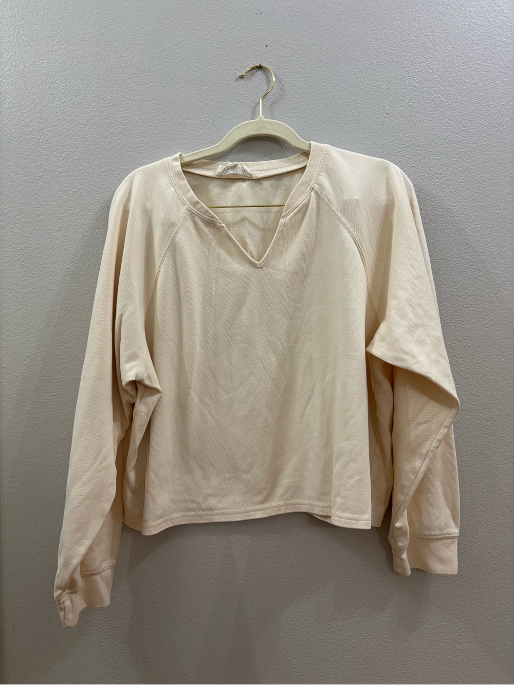 Listicle Cream V-Notch Pullover Sweatshirt
